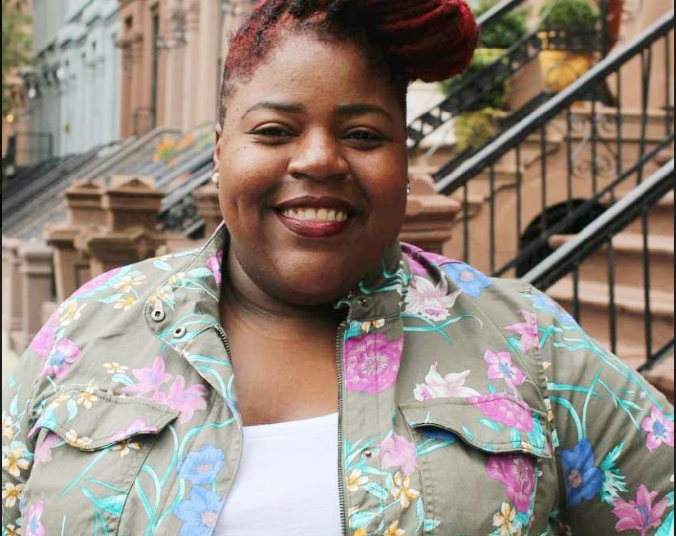 She makes the homeless smile for free